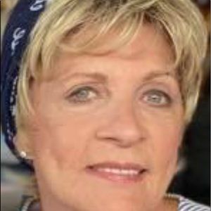 Meet your Posher, Debra